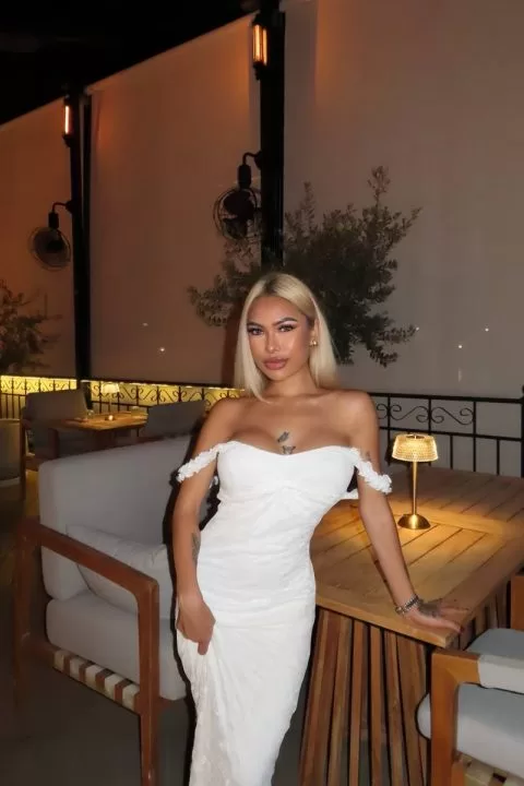 Divine, Earls Court, London escort