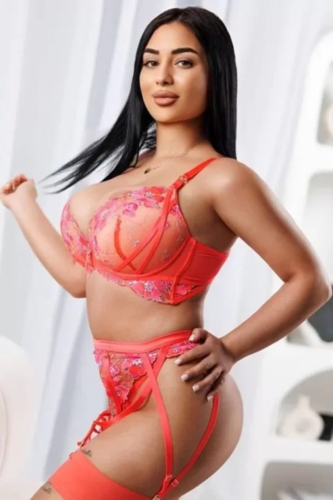 Rebba, Earls Court, London escort